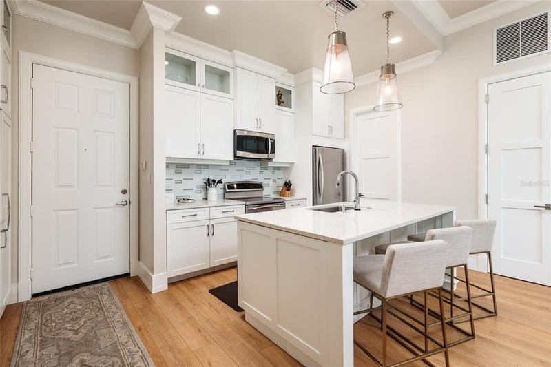 700 S Harbour Island Blvd #825, Tampa, FL 33602