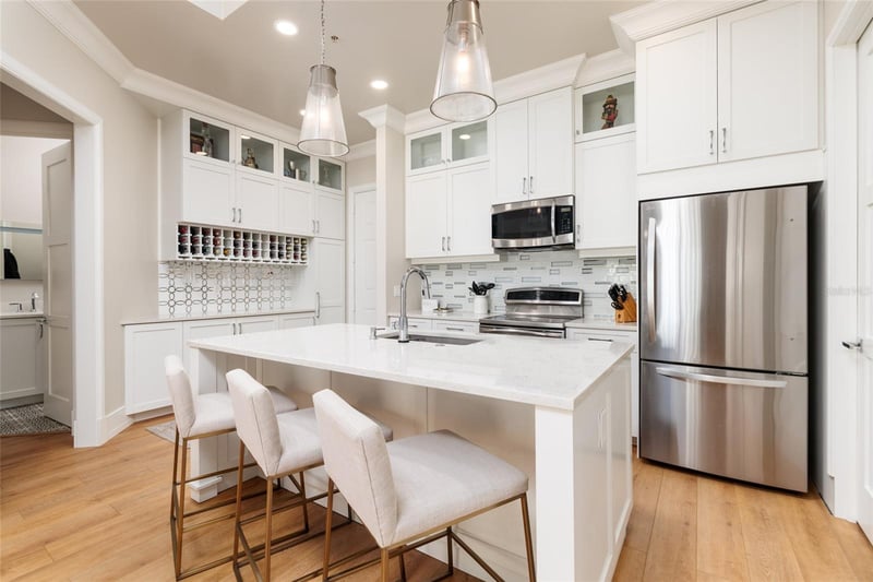 700 S Harbour Island Blvd #825, Tampa, FL 33602
