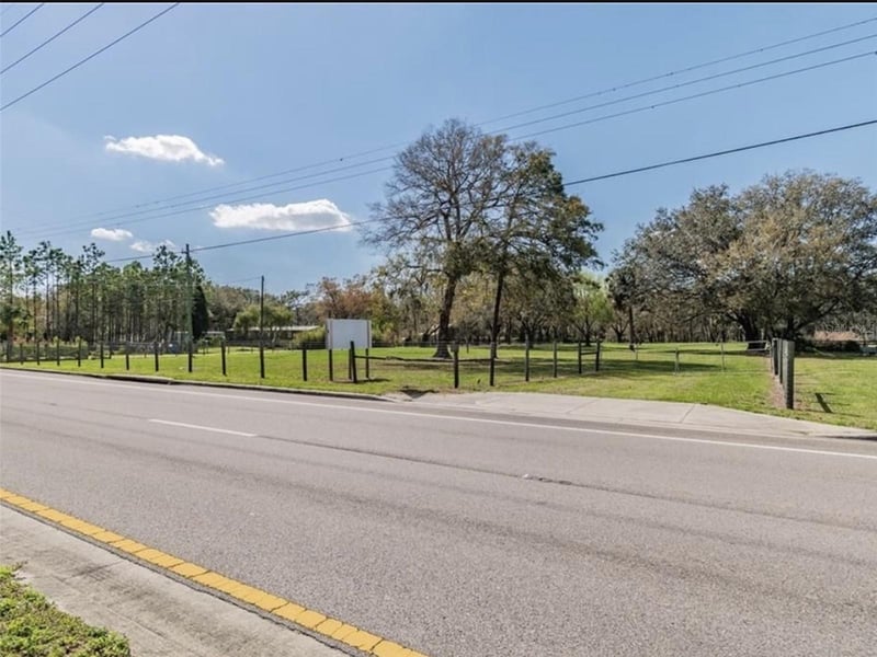 6513 S County Line Rd, Plant City, FL 33567