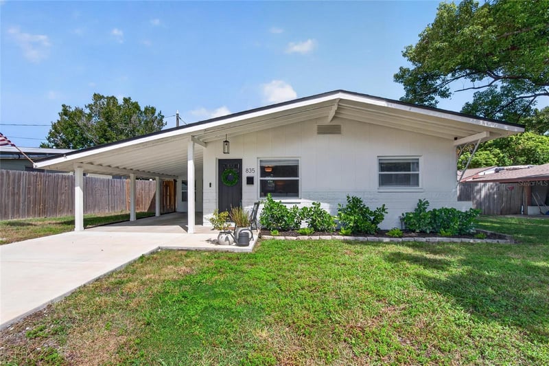 835 54th Ave N, St Petersburg, FL 33703
