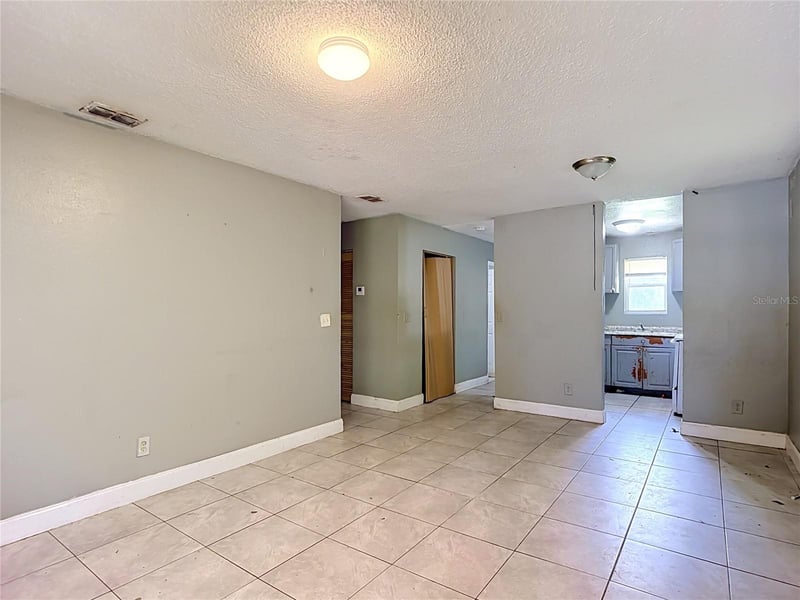 2705 E 22nd Ave, Tampa, FL 33605