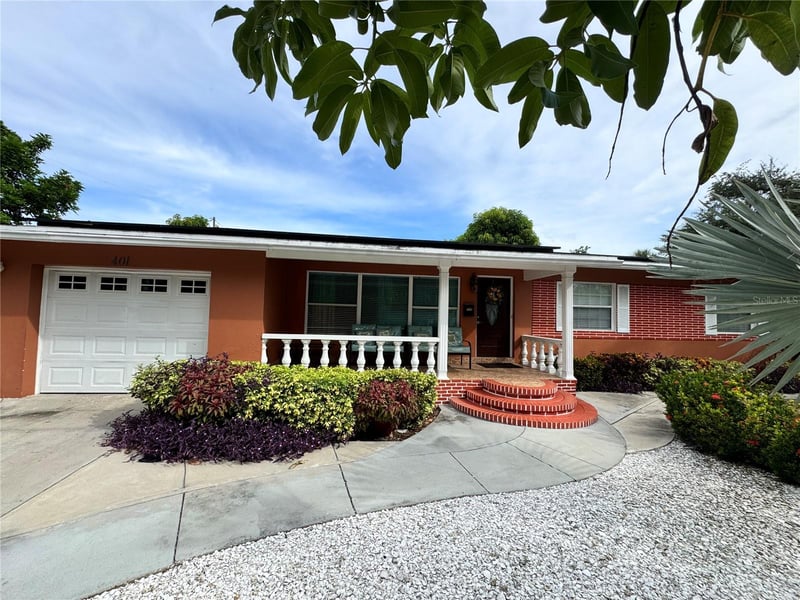 401 46th Ave S, St Petersburg, FL 33705