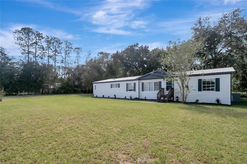 30148 Clearview Dr, Wesley Chapel, FL 33545