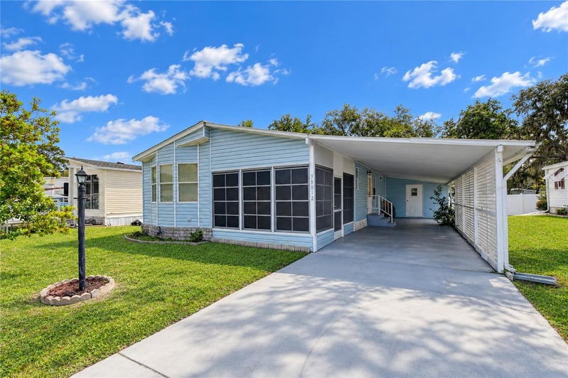 38012 Lawanda Loop, Zephyrhills, FL 33542