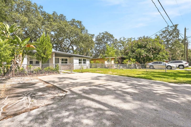 1408 E 140th Ave, Tampa, FL 33613