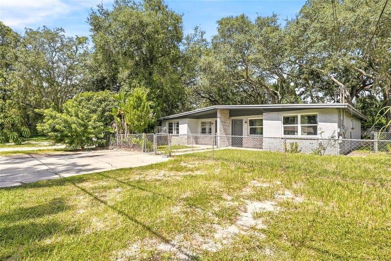 1408 E 140th Ave, Tampa, FL 33613