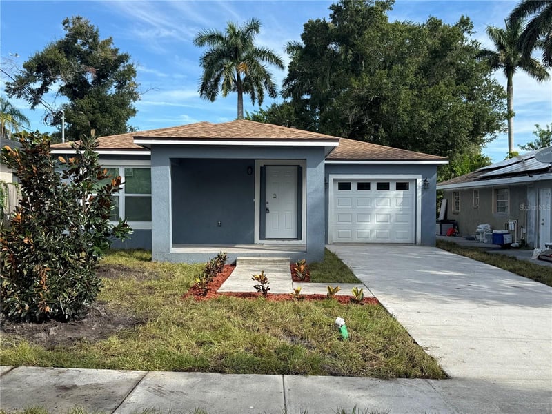 835 Queensboro Ave S, St Petersburg, FL 33701