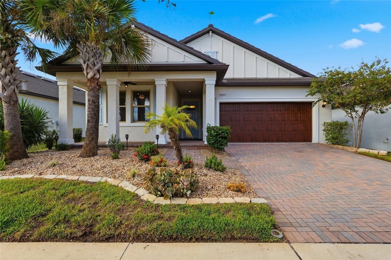 31493 Cannon Rush Dr, San Antonio, FL 33576