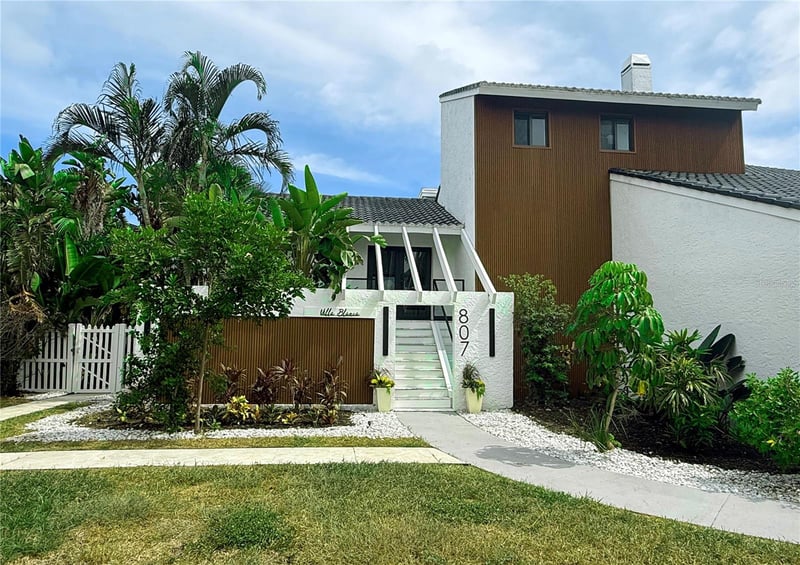 807 2nd Ave S, Tierra Verde, FL 33715