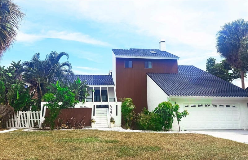 807 2nd Ave S, Tierra Verde, FL 33715