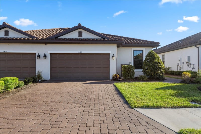 5403 Rushmere Ct, Palmetto, FL 34221