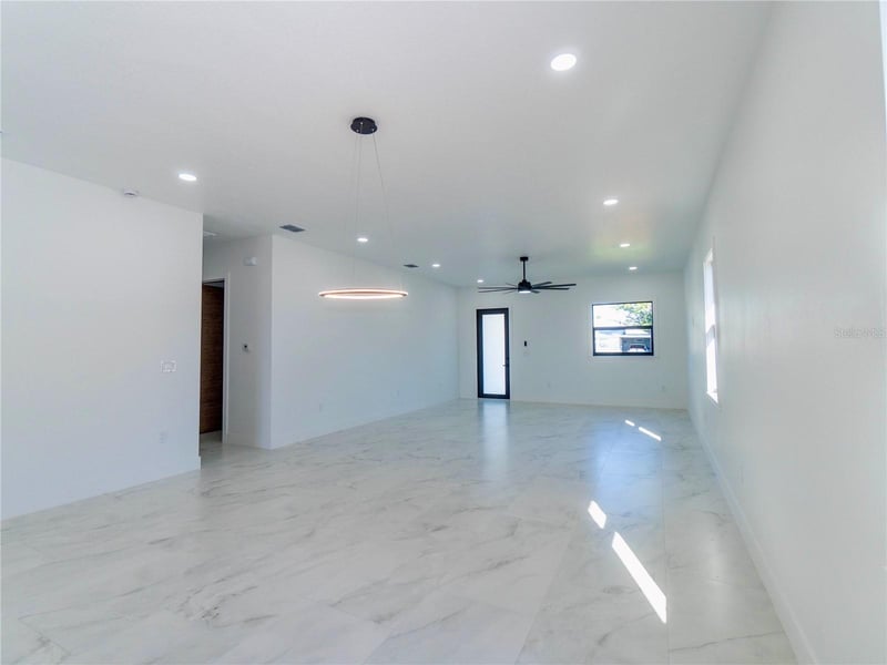 7206 N Grady Ave, Tampa, FL 33614