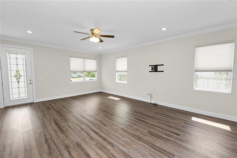 3725 57th Ave N, St Petersburg, FL 33714