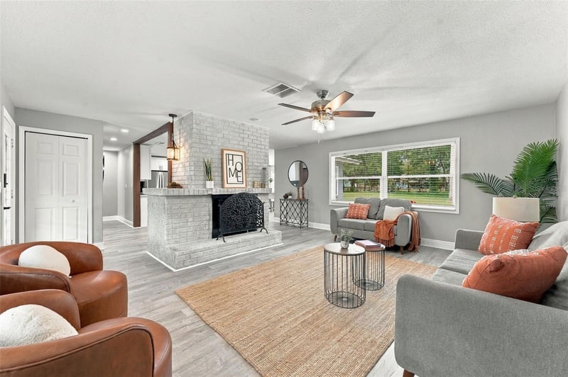 17818 Deerfield Dr, Lutz, FL 33558