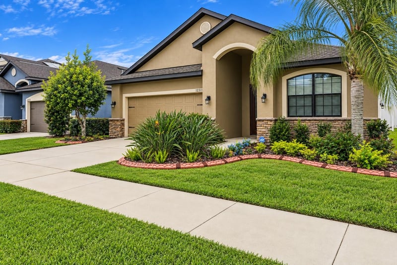 12511 Ballentrae Forest Dr, Riverview, FL 33579