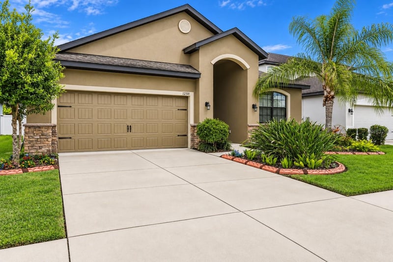 12511 Ballentrae Forest Dr, Riverview, FL 33579