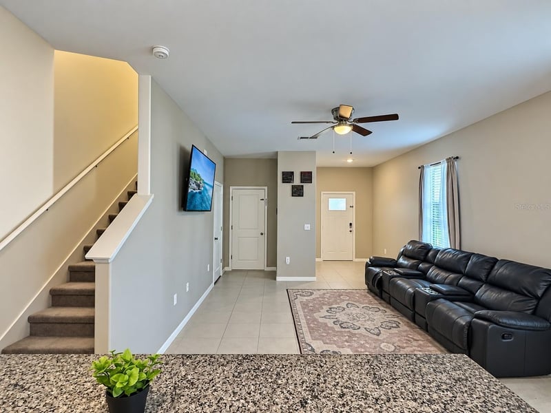 5111 Forum Blvd, Holiday, FL 34690