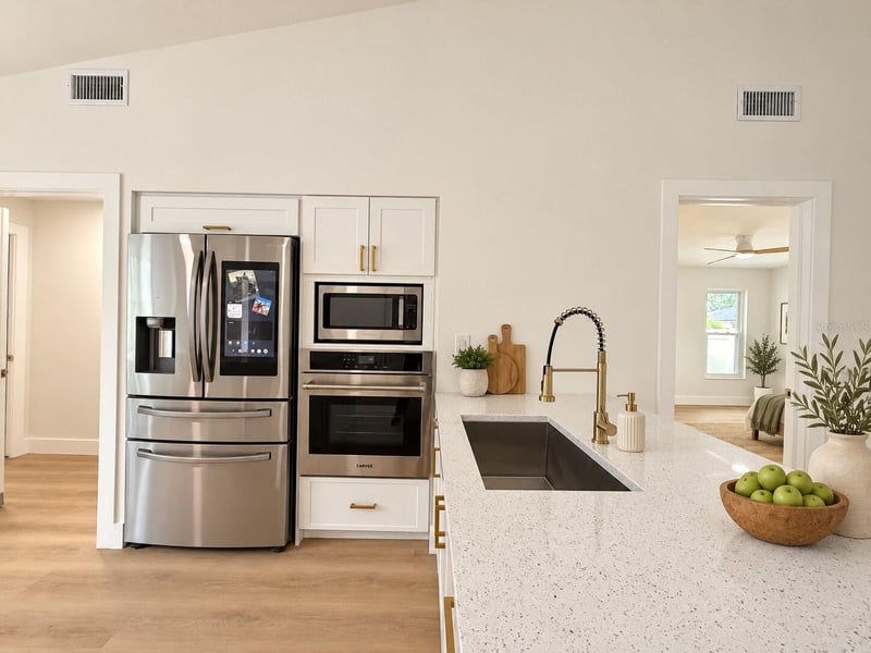 1785 Albemarle Rd, Clearwater, FL 33764