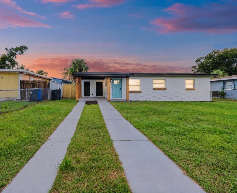 5205 S 82nd St, Tampa, FL 33619