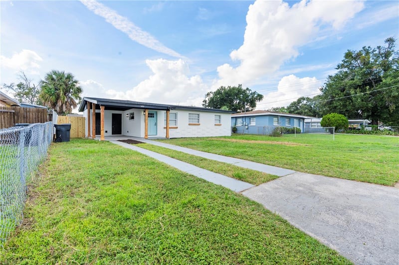 5205 S 82nd St, Tampa, FL 33619