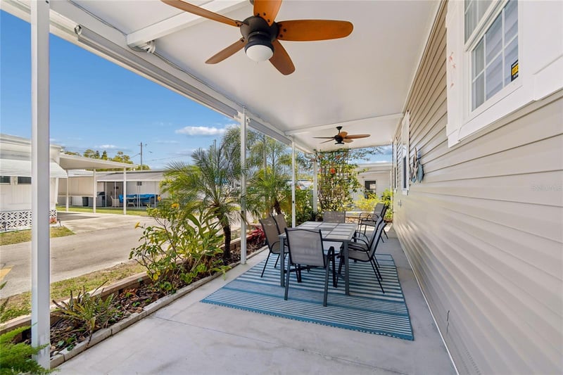 4700 67th Way N #55, St Petersburg, FL 33709