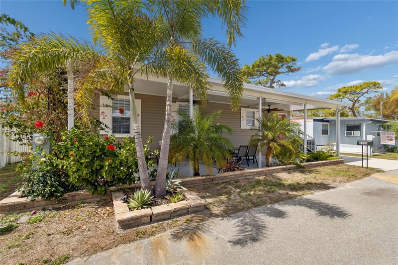 4700 67th Way N #55, St Petersburg, FL 33709