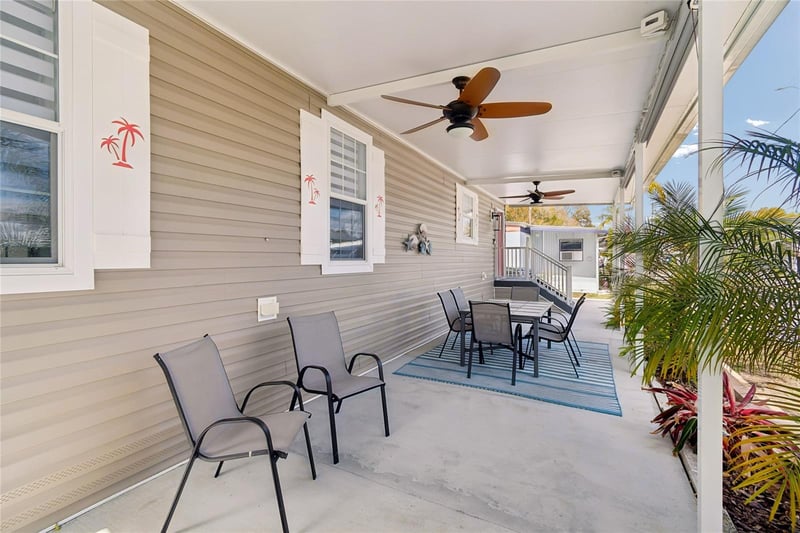 4700 67th Way N #55, St Petersburg, FL 33709