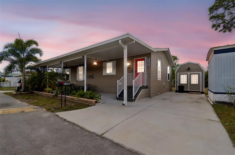 4700 67th Way N #55, St Petersburg, FL 33709