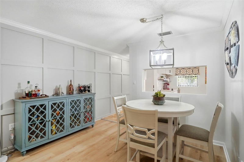 2700 Nebraska Ave #2-203, Palm Harbor, FL 34684
