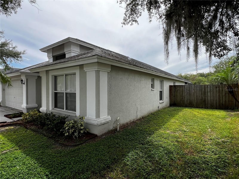 27606 Sky Lake Cir, Wesley Chapel, FL 33544