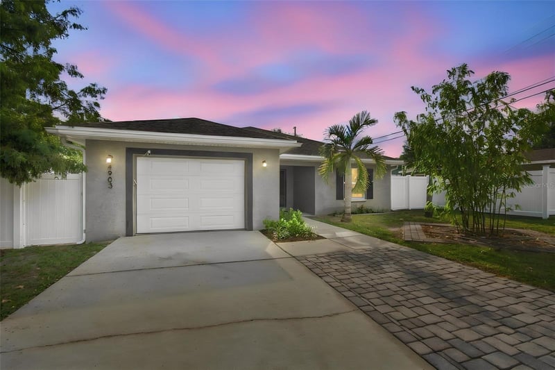 4903 53rd Way N, St Petersburg, FL 33709