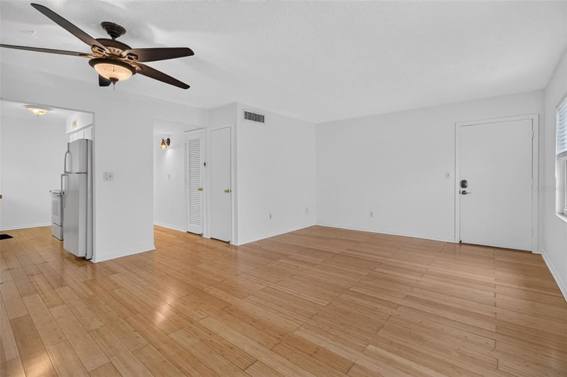 6960 Sunset Dr S #2A, South Pasadena, FL 33707