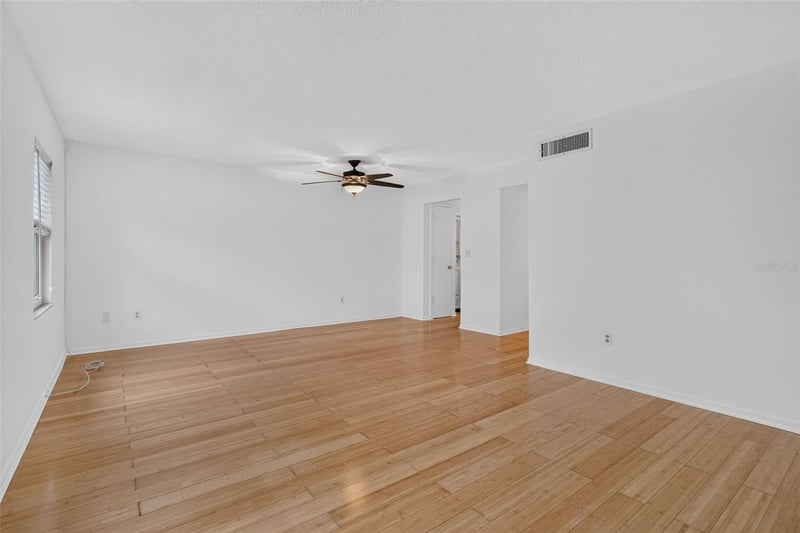 6960 Sunset Dr S #2A, South Pasadena, FL 33707