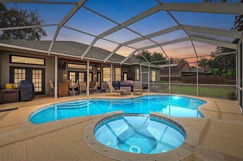 24415 Rolling View Ct, Lutz, FL 33559
