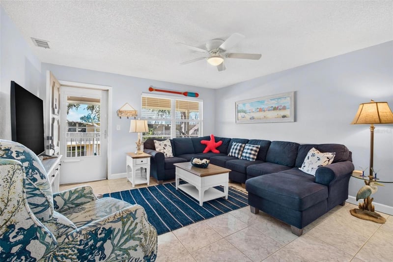 10035 63rd Ave N #17, St Petersburg, FL 33708