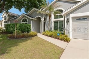 4605 Oak River Cir, Valrico, FL 33596