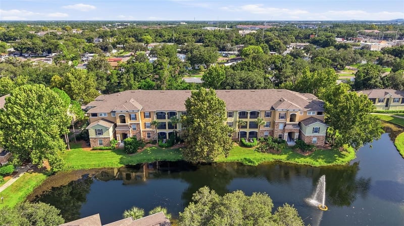 10209 Courtney Palms Blvd #301, Tampa, FL 33619