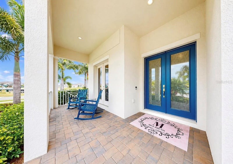 954 Signet Dr, Apollo Beach, FL 33572