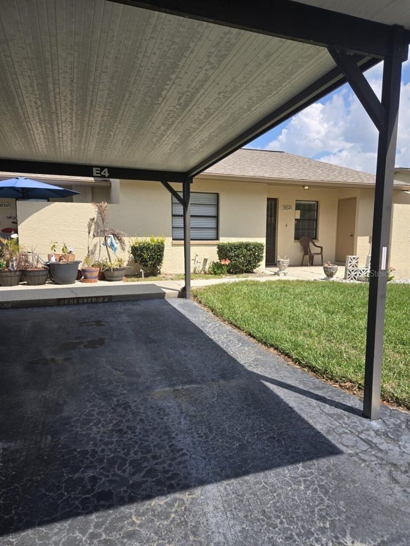 38349 Cottonwood Pl #1, Zephyrhills, FL 33542