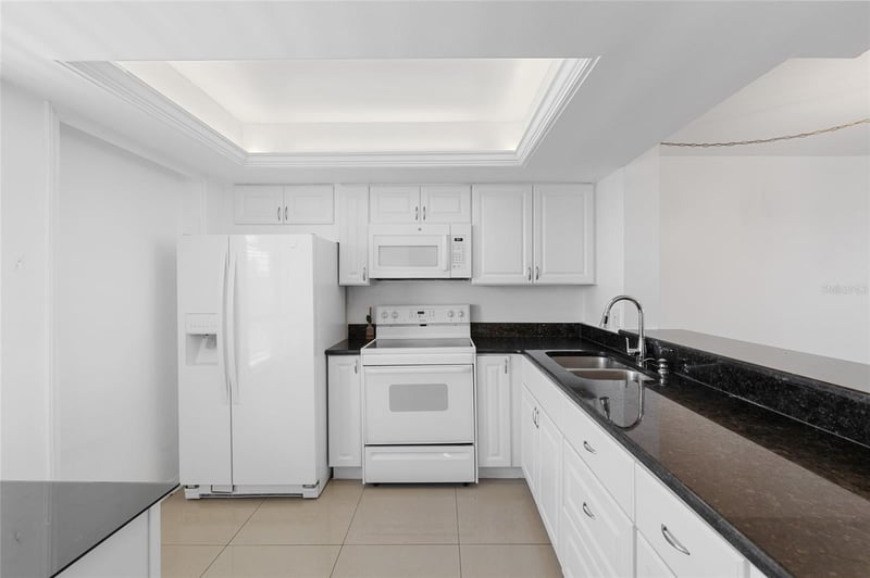 2617 Cove Cay Dr #604, Clearwater, FL 33760