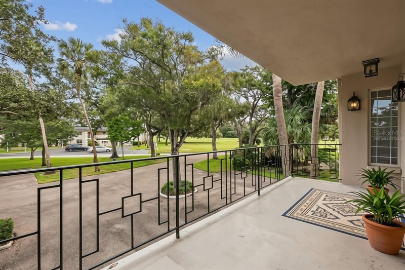 3 Country Club Dr #3, Largo, FL 33771