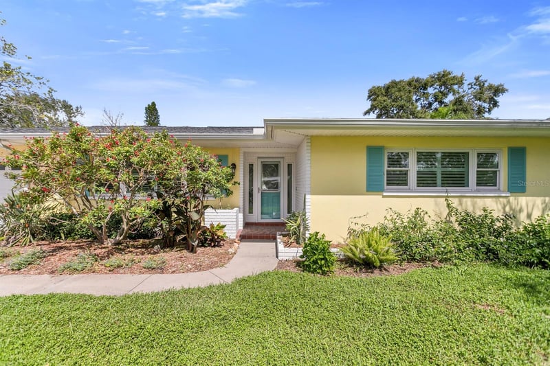 88 New Jersey Dr, Dunedin, FL 34698