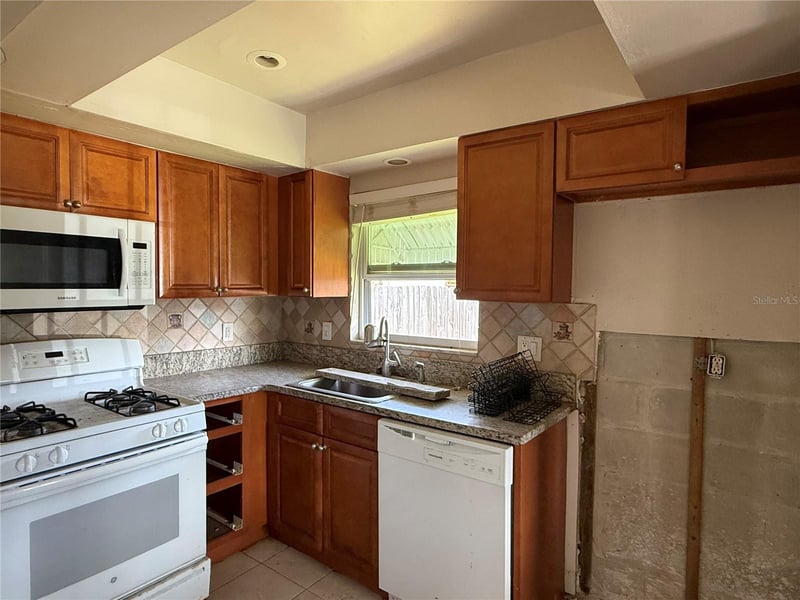 1841 Shore Acres Blvd NE, St Petersburg, FL 33703