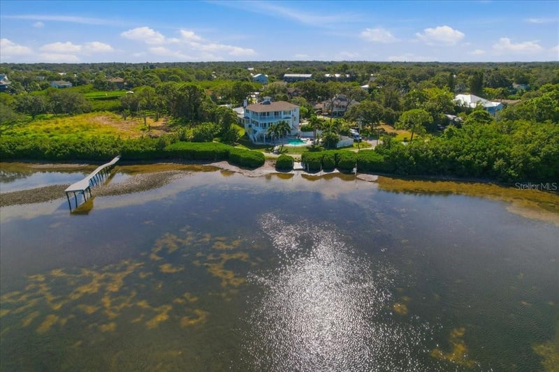402 Orchid Ln, Palm Harbor, FL 34683