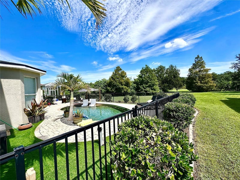 5923 53rd Ln E, Bradenton, FL 34203