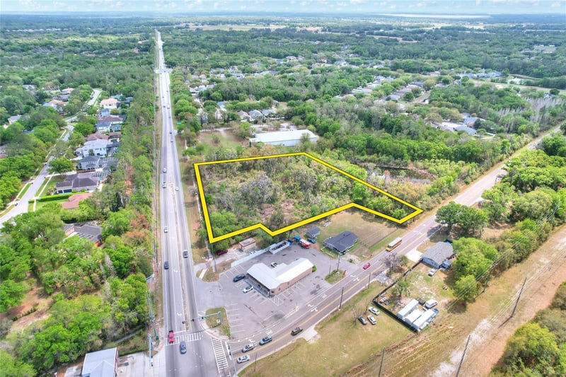 5708 Lithia Pinecrest Rd, Lithia, FL 33547
