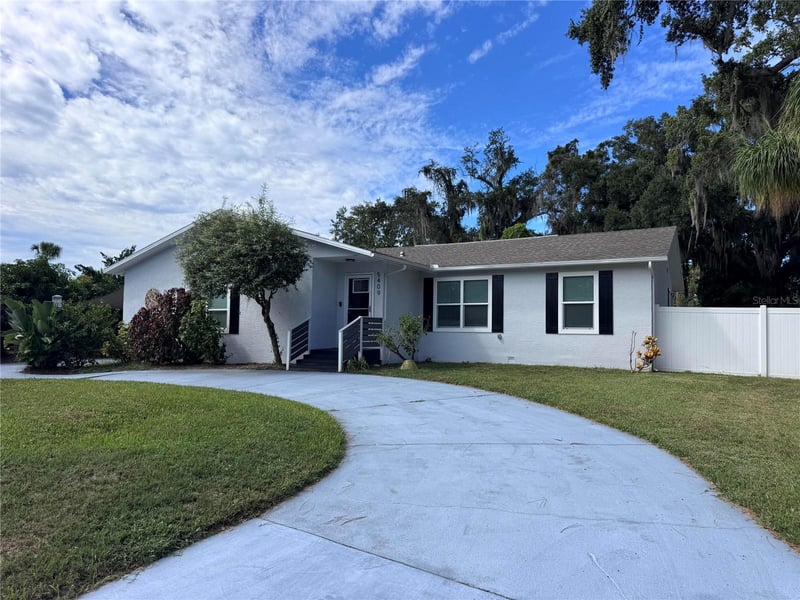 5409 Foley Sq, New Port Richey, FL 34652