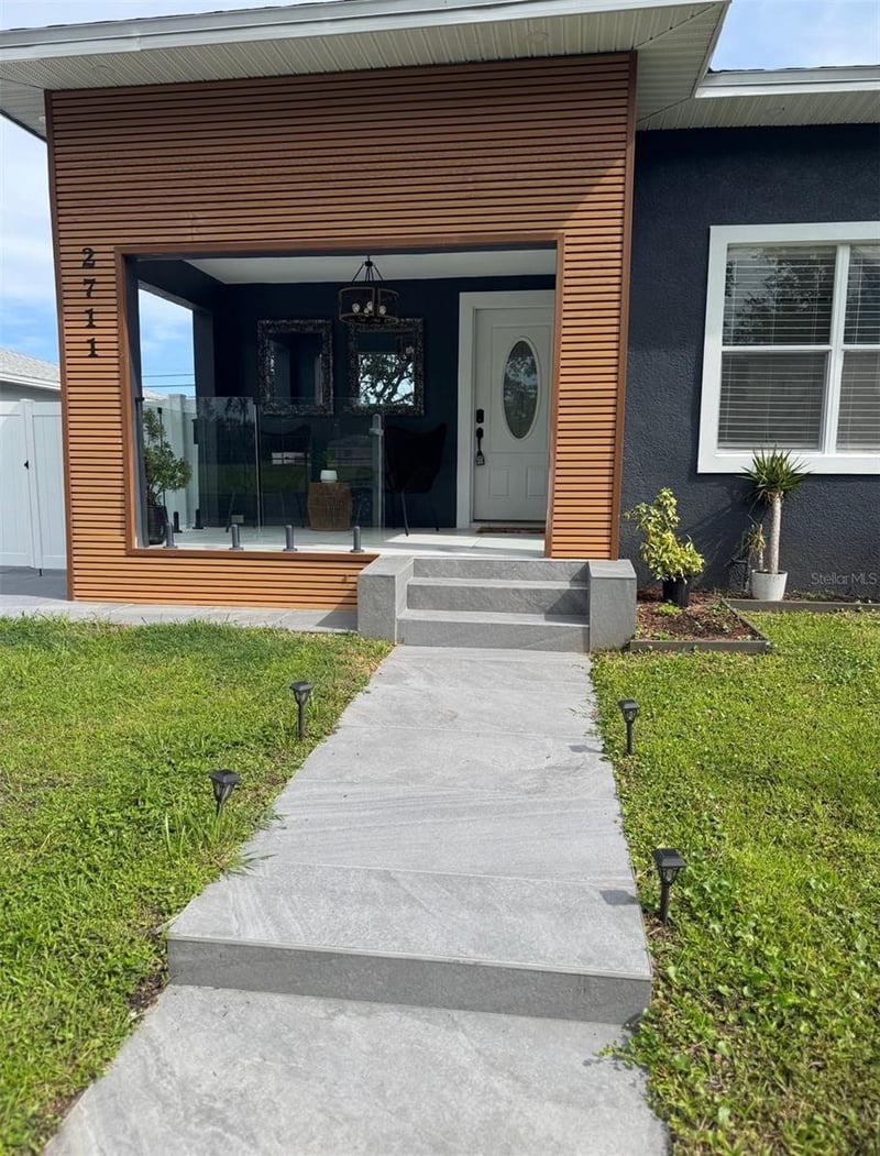 2711 W Cordelia St, Tampa, FL 33607
