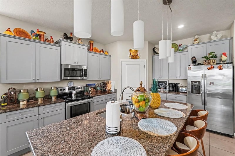 13322 Waterleaf Garden Cir, Riverview, FL 33579