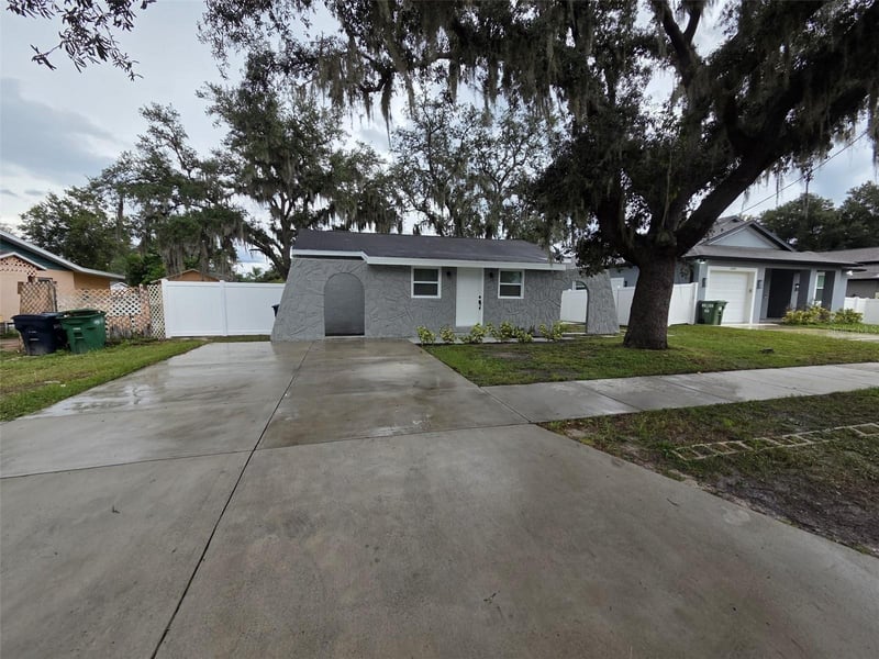Tampa, FL 33617